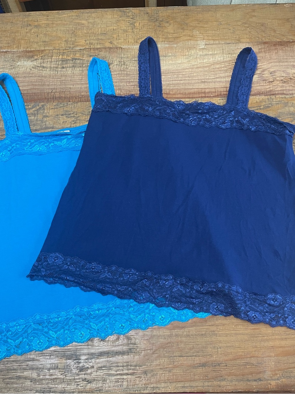 Lot of 2 Y2K Turtle Bay New York tank tap Women's XL lace trim vintage
